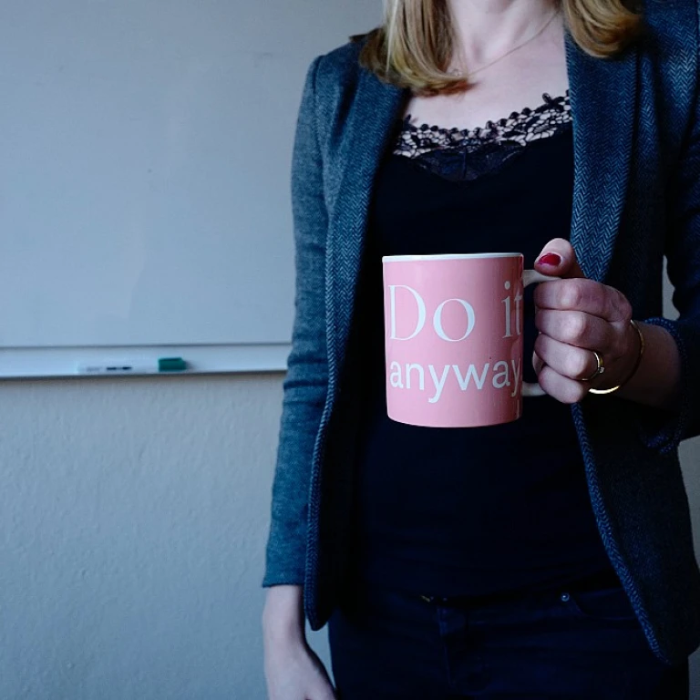 Putting Principles Before Personalities in Employee Feedback