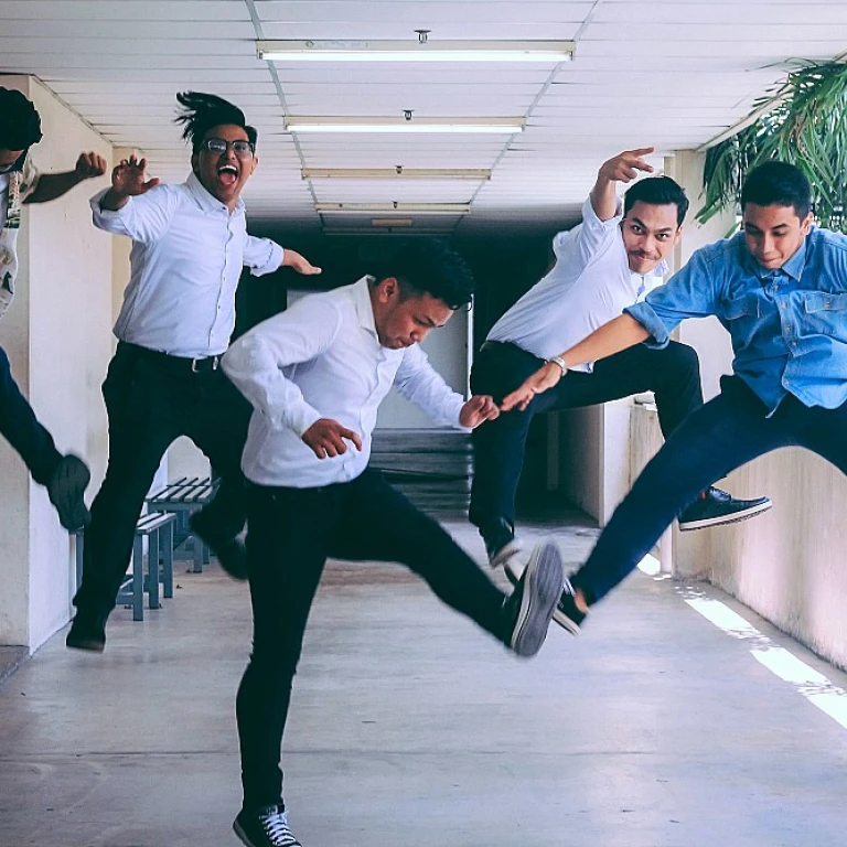 What Makes an Ideal Team Player?